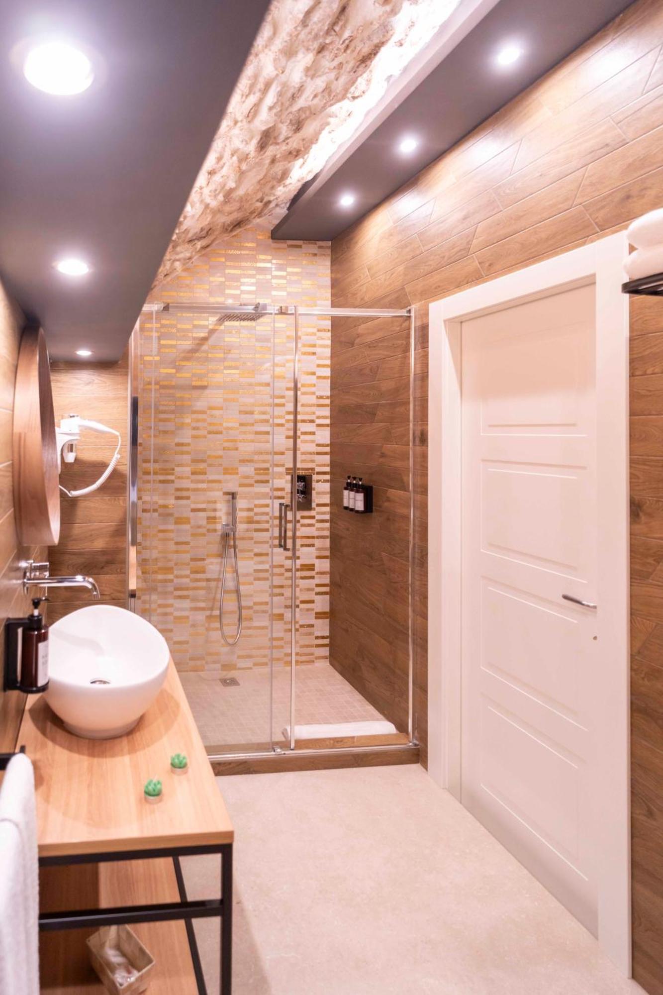 Castel Manfredi Apartments مانفريدونيا المظهر الخارجي الصورة