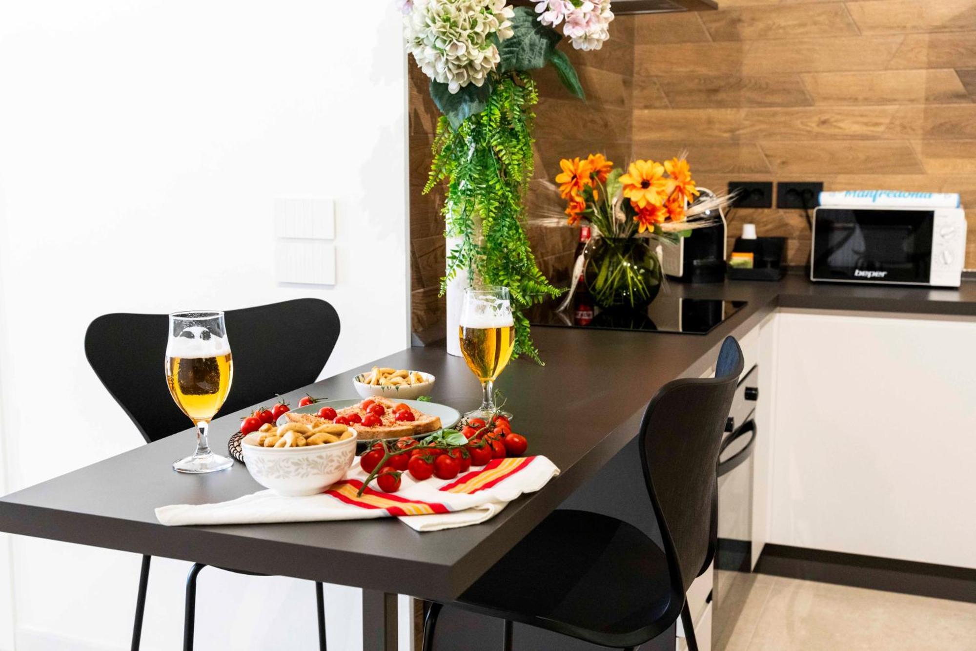 Castel Manfredi Apartments مانفريدونيا المظهر الخارجي الصورة