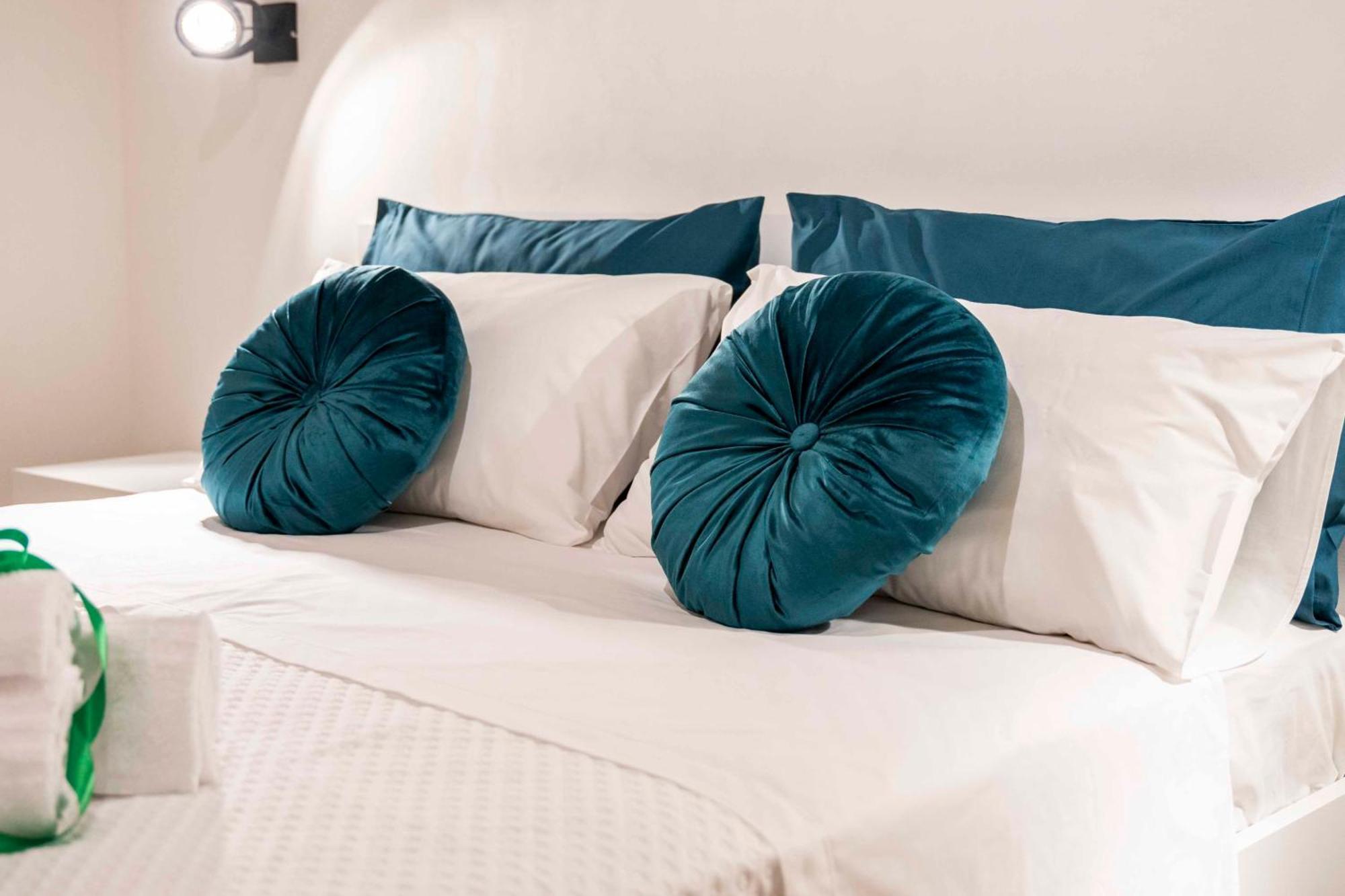 Castel Manfredi Apartments مانفريدونيا المظهر الخارجي الصورة