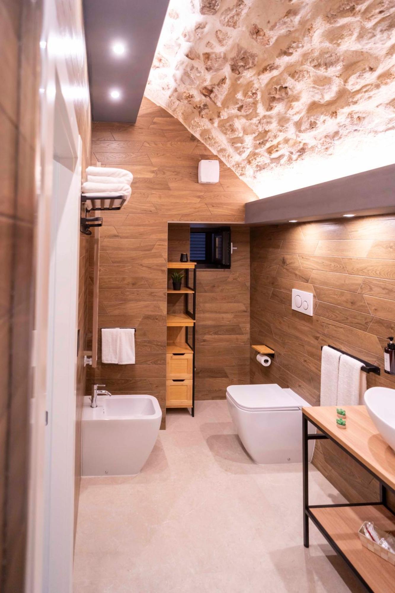 Castel Manfredi Apartments مانفريدونيا المظهر الخارجي الصورة